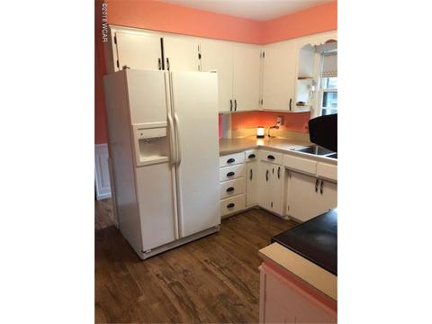 701 15th St SW, Willmar, MN 56201 photo 3