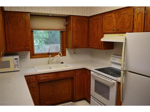 1908 5th St SW, Willmar, MN 56201 photo 2