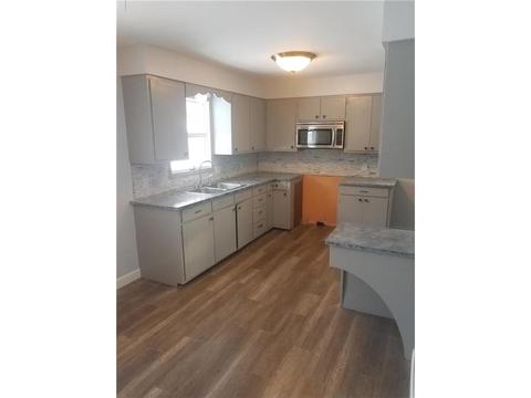 1203 Trott Ave SE, Willmar, MN 56201 photo 5
