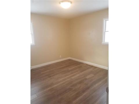 1203 Trott Ave SE, Willmar, MN 56201 photo 4