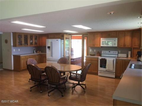 2 Deerpath Rd, Tracy, MN 56175 photo 8