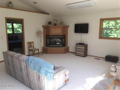 2 Deerpath Rd, Tracy, MN 56175 photo 4