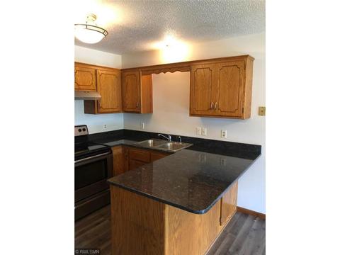 708 Ridge Dr SE, Saint Michael, MN 55376 photo 4