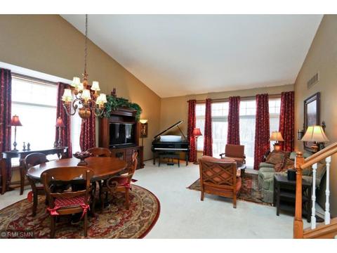 3784 Burgundy Dr, Eagan, MN 55122 photo 10