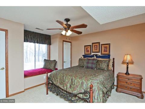 3784 Burgundy Dr, Eagan, MN 55122 photo 23