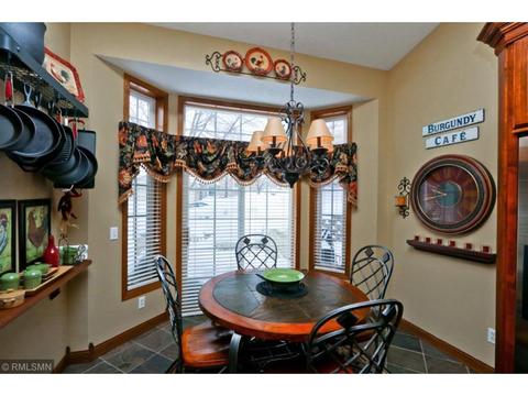 3784 Burgundy Dr, Eagan, MN 55122 photo 5