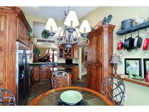3784 Burgundy Dr, Eagan, MN 55122 photo 3