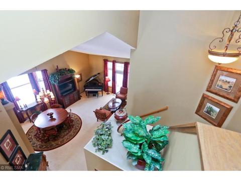 3784 Burgundy Dr, Eagan, MN 55122 photo 14