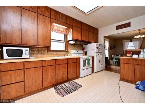 160 Broadway St, Rollingstone, MN 55969 photo 11