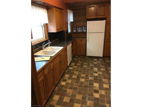 220 2nd St E, Morgan, MN 56266 photo 2