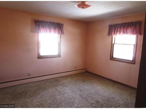 180 1st Ave NE, Elgin, MN 55932 photo 6
