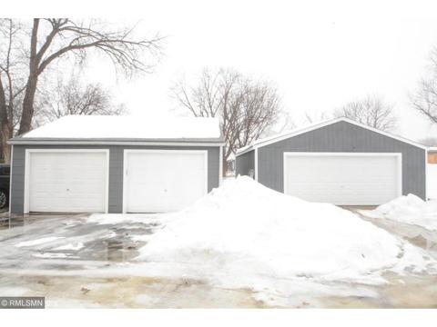 3910 Blackhawk Rd, Eagan, MN 55122 photo 5