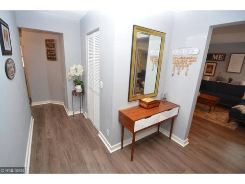 3910 Blackhawk Rd, Eagan, MN 55122 photo 14