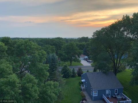 3910 Blackhawk Rd, Eagan, MN 55122 photo 3