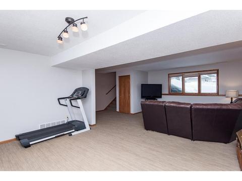 340 7th St SW, Plainview, MN 55964 photo 22