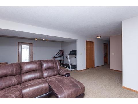 340 7th St SW, Plainview, MN 55964 photo 23