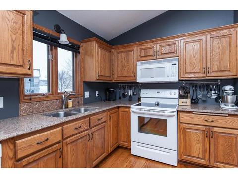340 7th St SW, Plainview, MN 55964 photo 14