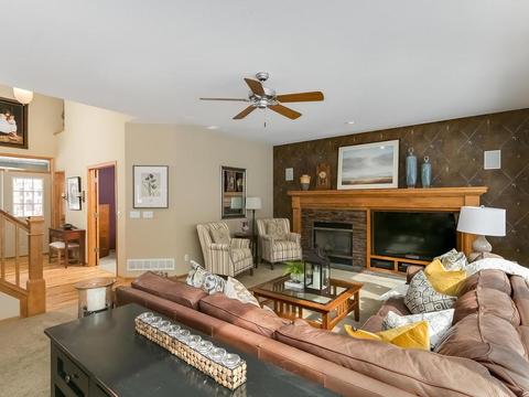 1516 Pinetree Trl, Eagan, MN 55122 photo 6