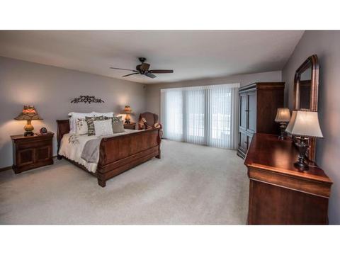 5501 River Bluff Dr, Bloomington, MN 55437 photo 10