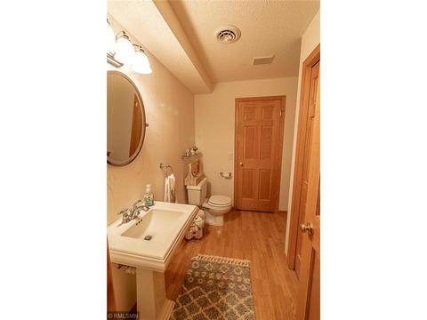 2420 Field Ct, Saint Cloud, MN 56301 photo 15
