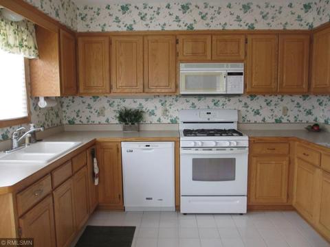 4131 Beaver Dam Rd, Eagan, MN 55122 photo 5