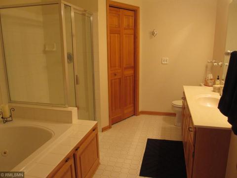 4131 Beaver Dam Rd, Eagan, MN 55122 photo 9