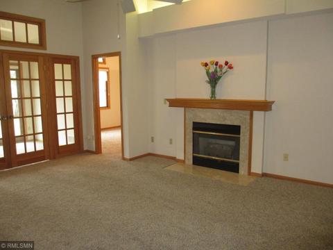 4131 Beaver Dam Rd, Eagan, MN 55122 photo 4