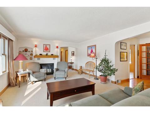 811 5th St E, Northfield, MN 55057 photo 5