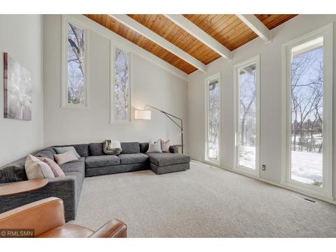 1640 Blackhawk Hills Rd, Eagan, MN 55122 photo 8
