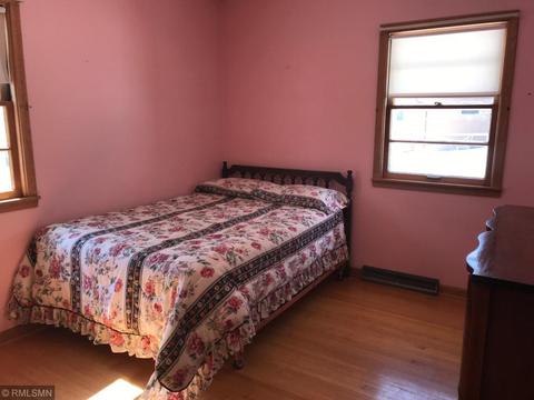 800 Brian St, Marshall, MN 56258 photo 8