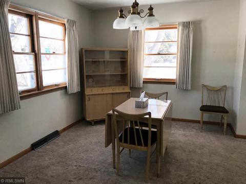 800 Brian St, Marshall, MN 56258 photo 6
