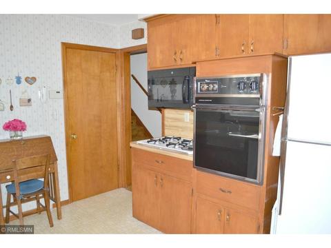 9009 Kell Ave S, Bloomington, MN 55437 photo 7