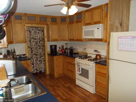 340 Washburn Ave E, Backus, MN 56435 photo 3