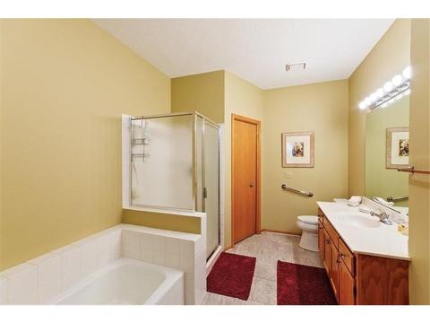 4079 Beaver Dam Rd, Eagan, MN 55122 photo 7