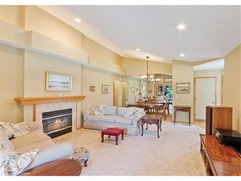 4079 Beaver Dam Rd, Eagan, MN 55122 photo 4