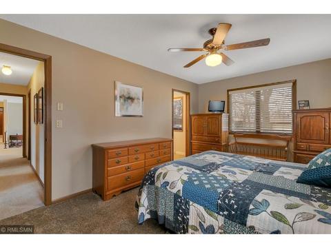 2012 Hillcrest Dr, Saint Cloud, MN 56303 photo 20