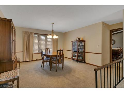 2012 Hillcrest Dr, Saint Cloud, MN 56303 photo 11