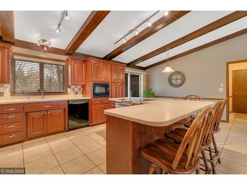 2012 Hillcrest Dr, Saint Cloud, MN 56303 photo 6