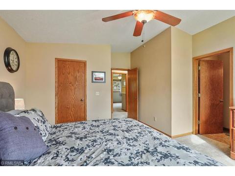 3809 Mill Run Ct, Eagan, MN 55123 photo 18
