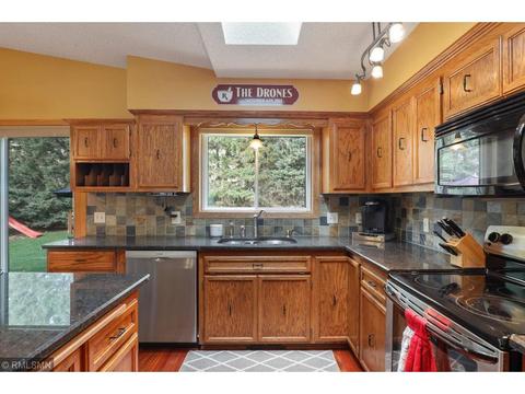3809 Mill Run Ct, Eagan, MN 55123 photo 12
