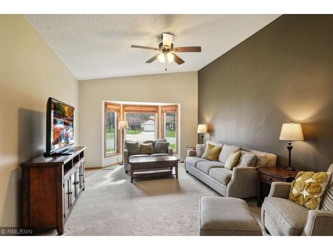 3809 Mill Run Ct, Eagan, MN 55123 photo 6