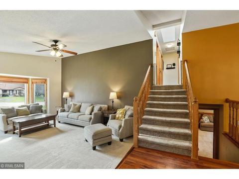 3809 Mill Run Ct, Eagan, MN 55123 photo 5