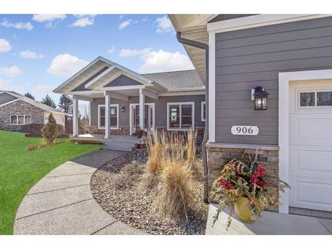 906 Orchard Heights Ct, Faribault, MN 55021 photo 2