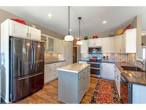 906 Orchard Heights Ct, Faribault, MN 55021 photo 13