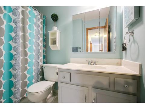 4086 Foxmoore Ct, Eagan, MN 55123 photo 17