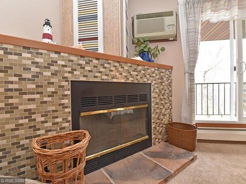 3440 Golfview Dr #325, Eagan, MN 55123 photo 5