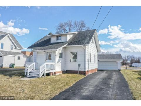 15 W Pike St, Osakis, MN 56360 photo 1