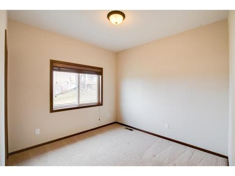4915 Parkside Cir, Eagan, MN 55123 photo 32