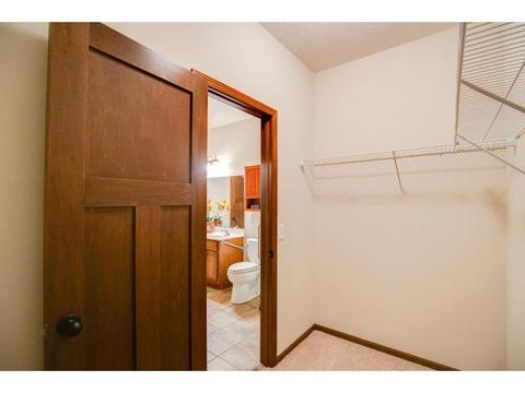 4915 Parkside Cir, Eagan, MN 55123 photo 27