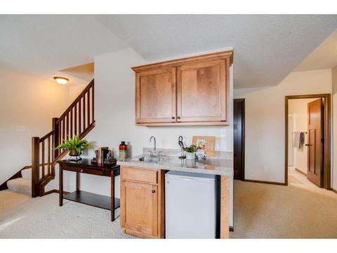 4915 Parkside Cir, Eagan, MN 55123 photo 39